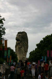 SImerlion5.JPG (90323 bytes)